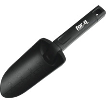 Zwarte plantenschep met dieptemarkering en for-q logo