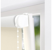 Detailopname van een rolgordijn met kettingbediening voor raamdecoratie