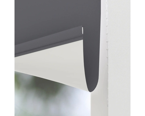 Rolgordijn met grijze behuizing en witte stof