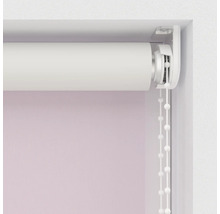 Detailweergave van een rolgordijn met kettingbediening voor raamdecoratie