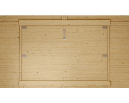 Houten deur met metalen beslag