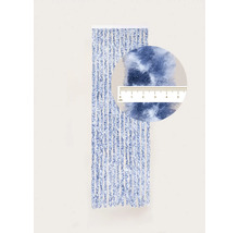 Decoratief draadgordijn met verticale draden en detailopname van de materiaaldikte