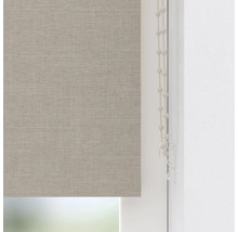 Beige stoffen rolgordijnen met kettingbediening bij het raam