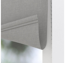 Gedeeltelijk neergelaten grijs vouwgordijn