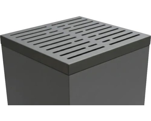 Bovenaanzicht van een afwateringsput met roosterdeksel