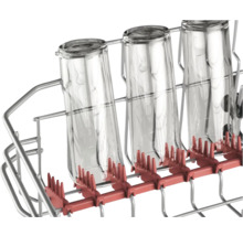 Glazen in de vaatwasser met glazenhouder