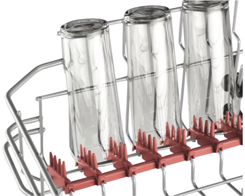 Glazen in de vaatwasser met glazenhouder