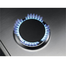 Brandend gasfornuis met blauwe vlam.