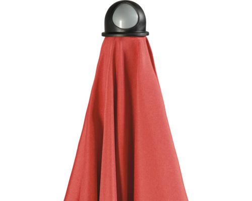Gesloten parasol met rode stof