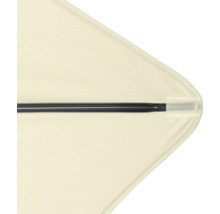 Detailaanzicht van een parasol met een zwart frame