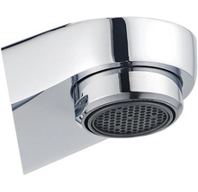 Detailopname van een kraanuitloop met perlator