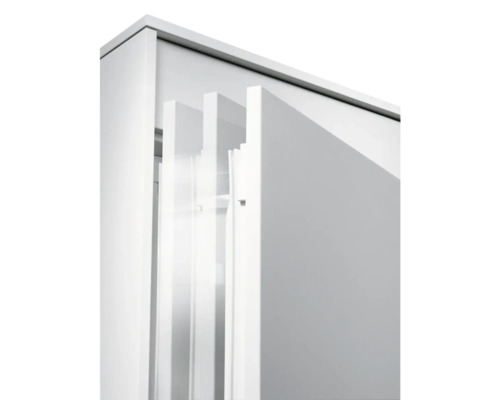 Detailopname van een kast met schuifdeuren