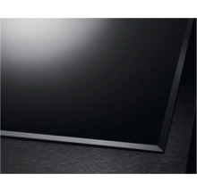 Zwarte glaskeramische kookplaat