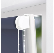 Detailaanzicht van een rolgordijn met kettingbediening op het raam