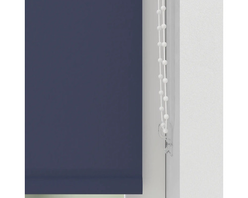 Close-up van een rolgordijn met kettingbediening