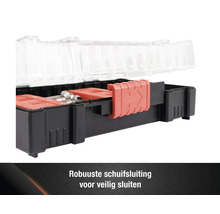 Boorset in geopende opbergkoffer