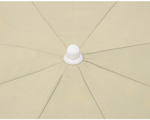 Close-up van een parasol met stoffen bekleding en centrale sluitdop