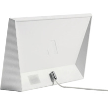 Achterkant van een wit armatuur met kabel