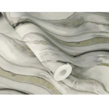 Rol behang met marmerlook en glitteraccenten