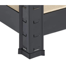 Detailopname van een metalen rek met insteeksysteem voor flexibele hoogteverstelling