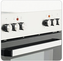 Detailweergave van een elektrisch fornuis met draaiknoppen voor temperatuurregeling