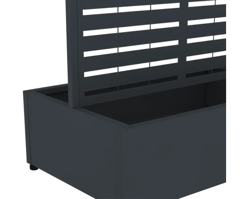 Bloembak met trellis voor de tuin