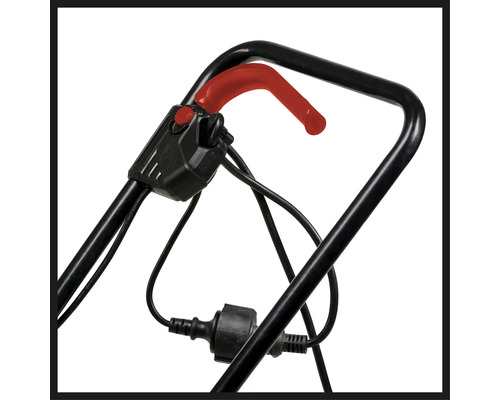 Handgreep en kabel van een elektrische tuinfrees