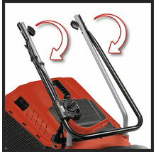 Detailweergave van een grasmaaier die de inklapbare functie van de handgreep laat zien met pijlen.