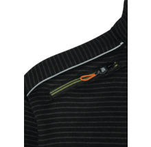 Detailopname van een zwart vest met zak met ritssluiting