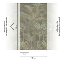 Fotobehang met palmen en jungle-motief, afmetingen 159 bij 280 centimeter, baanbreedte 53 centimeter, eindeloos herhaalbaar.