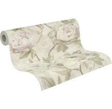 Vliesbehang met groot bloemenpatroon van pioenrozen in vintage stijl op een rol.