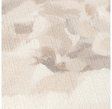 Detailopname van vliesbehang met een abstract aquarelmateriaal en fijne oppervlaktestructuur.