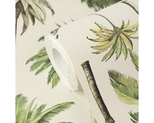 Vliesbehang met palmboompatroon in groen en bruin, afgebeeld als rol.