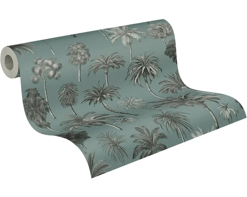 Vliesbehang met tropisch palmenpatroon in geïllustreerde stijl op een gedeeltelijk uitgerolde rol.