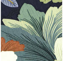 Gestructureerd vliesbehang met bloemenpatroon.