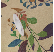 Behangrol met bladerpatroon en textielstructuur.