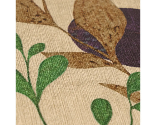 Close-up van gestructureerd vliesbehang met een botanische print van bladeren en florale elementen.