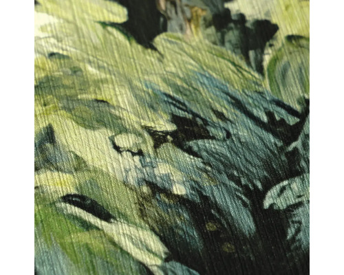 Detailopname van gestructureerd behang met botanisch bospatroon en verticale ribbels.