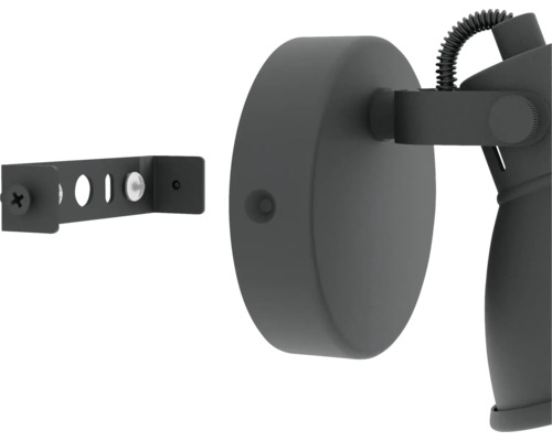 Close-up van een grijze wandlamp met montagebeugel