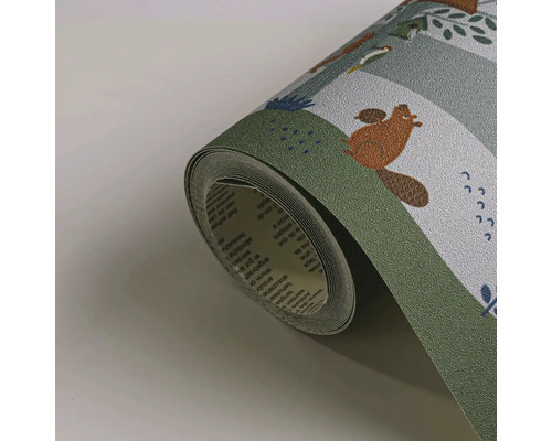 Zelfklevende behangrand voor kinderen met bosdierenillustraties zoals een bever op een gestructureerd oppervlak.