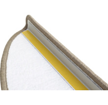 Detailopname van een trapmat met plakstrip