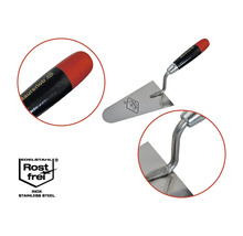 Metalen troffel met kunststof handvat