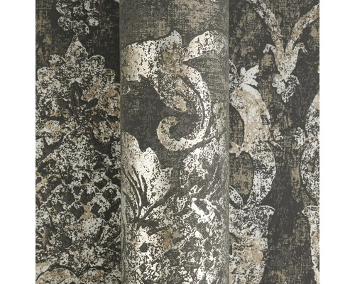 Vliesbehang met barok ornamentaal patroon in vintage look en gestructureerd oppervlak.