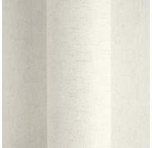 Gestructureerd vliesbehang in crèmewit met brede verticale strepen en een fijne nerf.