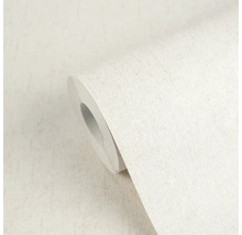 Gestructureerd vliesbehang op een rol met een fijne oppervlaktetextuur.