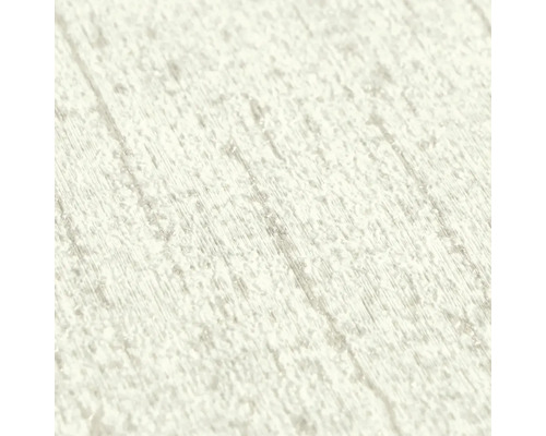 Gestructureerd oppervlak van vliesbehang met een houtachtige nerf en korrelige afwerking.