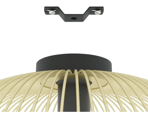 Plafondlamp met lampenkap van latten en plafondbeugel