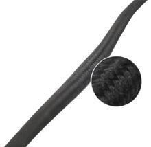 Close-up van een zwarte kabel met textuur