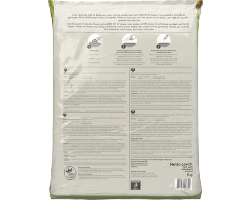 Achterzijde van een 5 kilogram zak Pokon Gazonmest 3-in-1 met kalk, met gebruiksinstructies en productinformatie.