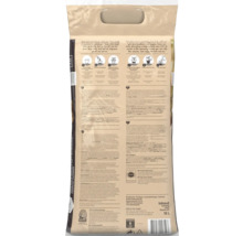 Achterzijde van een 10 liter zak Pokon Bio Moestuin Grond met gebruiksinstructies in zes stappen, productinformatie en keurmerken.